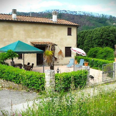 La Cheta Villa Monsagrati Exterior photo